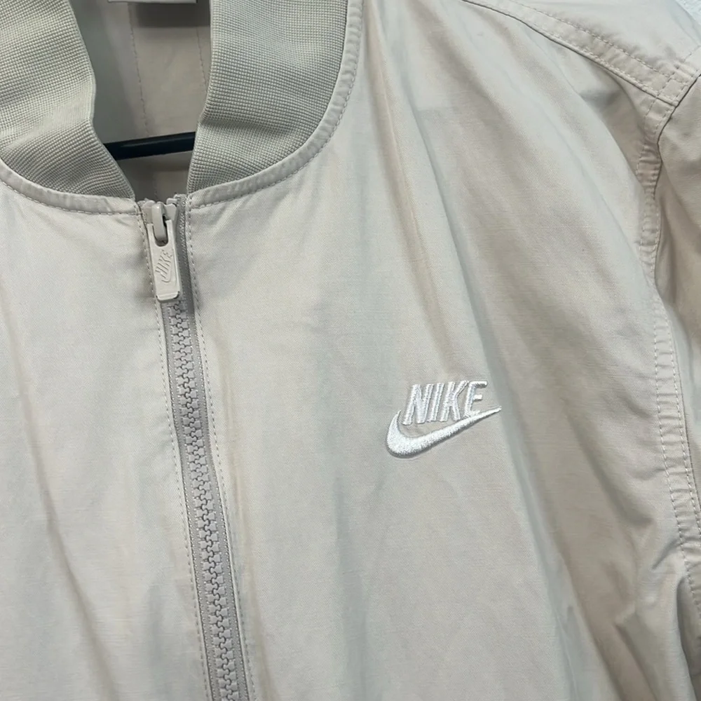Nike Zip-Up Bomber Jacket - S - Picture 2 of 7